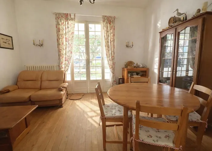 Charmante Maison Aux Abatilles : 2 Chambres, Jardin Pres De La - Fr-1-474-290